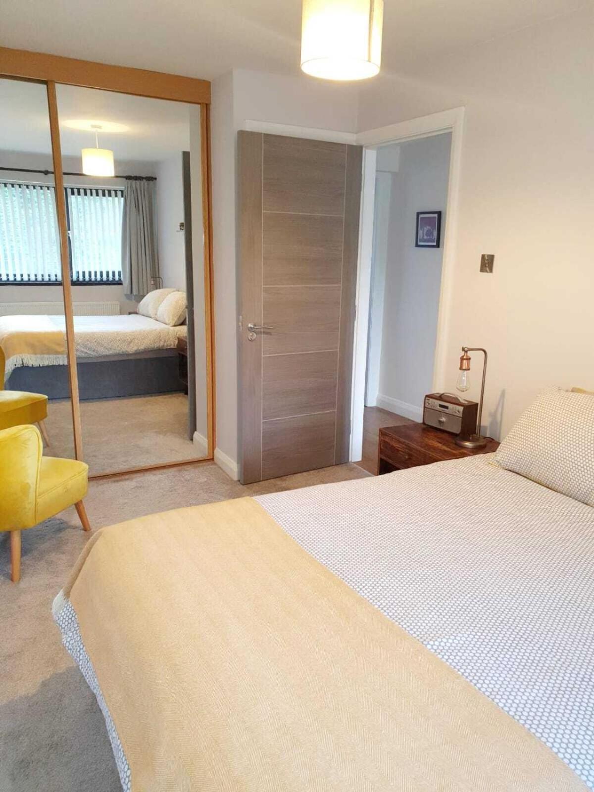New Lisburn Road Apartment - Free Parking 벨파스트 객실 사진