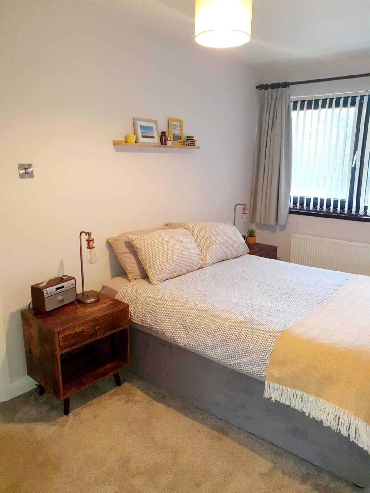 New Lisburn Road Apartment - Free Parking 벨파스트 객실 사진